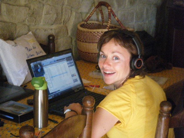 Après la prise de son le montage! Aller sur ma rubrique Tronche de vie pour retrouver mes interviews! Après la prise de son le montage! Aller sur ma rubrique Tronche de vie pour retrouver mes interviews!